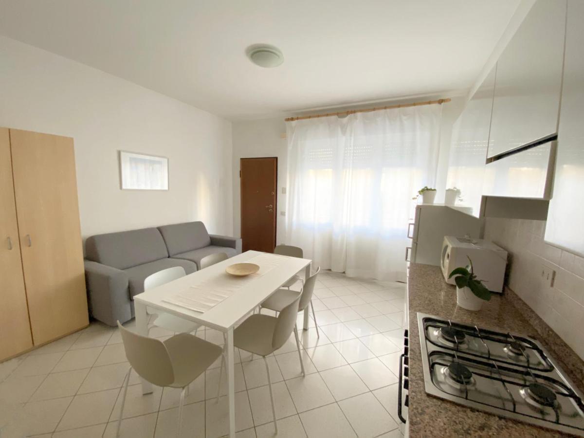 Dainese Apartments, Casa Abigail Lido di Jesolo Kültér fotó